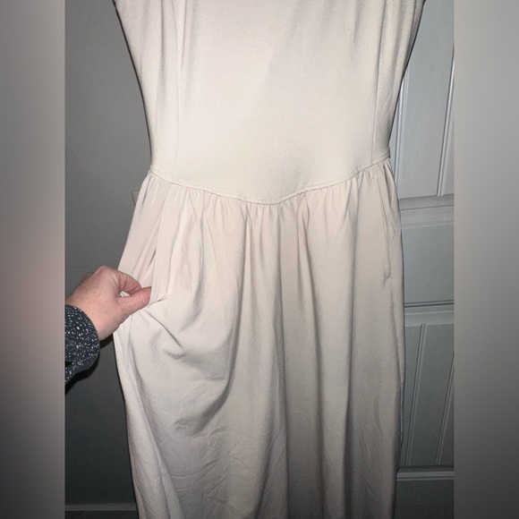 Zella Size Small Elegant Cream Sleeveless Midi Dress and Pockets - Picture 3 of 7